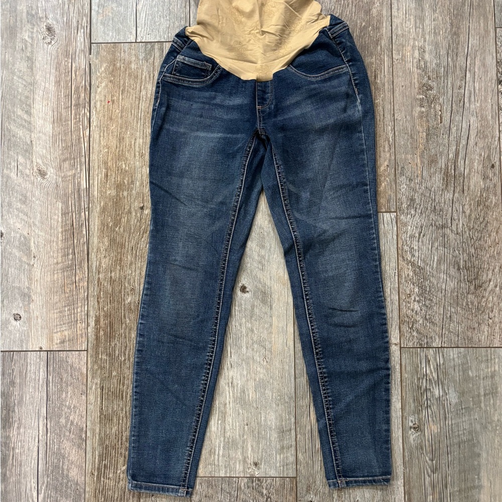 Maternity skinny jeans